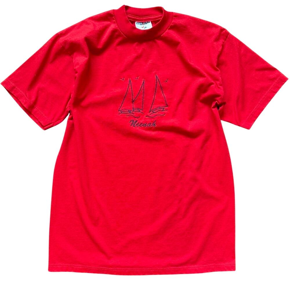 Jerzees Red Neenah Sailboat Embroidered Vintage 90s Tee M